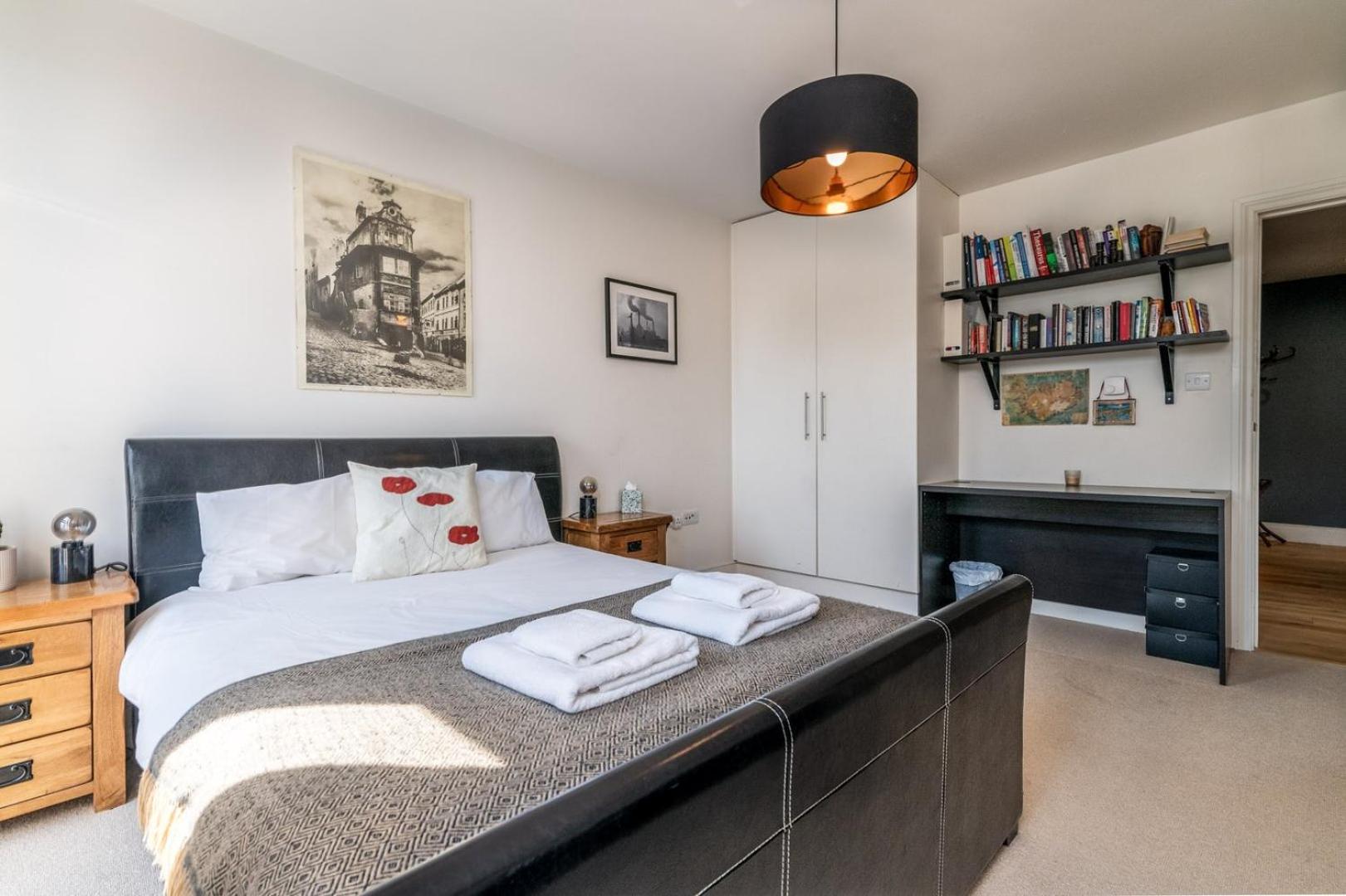 Bright & Spacious Battersea Flat Λονδίνο Εξωτερικό φωτογραφία